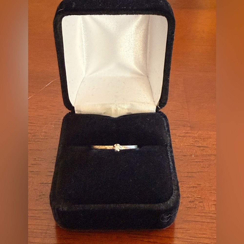 Sterling Silver 925 Small Diamond Ring size 7